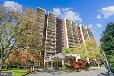 Chelsea Towers unit 509, Bethesda, MD 20817 - photo 2