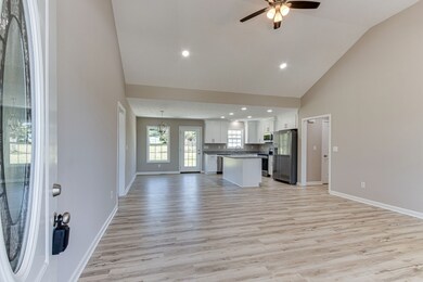 120 Ewell St, Manchester, TN 37355 - photo 3