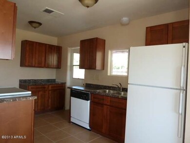 001-KITCHEN-PIC 2