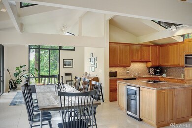 4298 E Mercer Way, Mercer Island, WA 98040 - photo 5