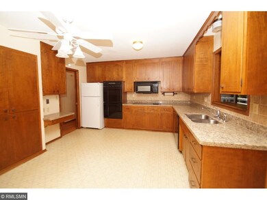 Spacious kitchen with newer Silestone counters