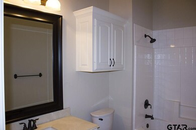 1673 Skidmore Ln, Tyler, TX 75703 - photo 4