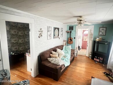 5 Hudson Ave W, Rensselaer, NY 12144 - photo 2