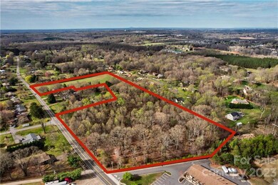 000 N Greenbriar Rd unit 35, Statesville, NC 28625 - photo 5