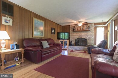 15534 Laurel Ridge Rd, Dumfries, VA 22025 - photo 7