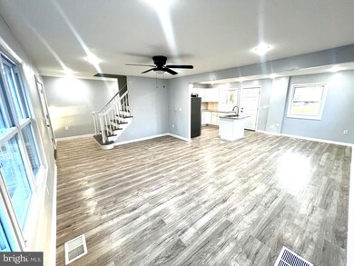 1010 Summit St, Darby, PA 19023 - photo 5