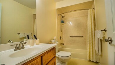201 Yorktown Blvd unit 201, Hammonton, NJ 08037 - photo 7