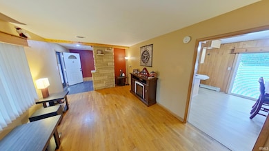 23713 Cole St, Elkhart, IN 46516 - photo 5