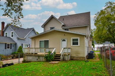 738 Oak St, Niles, MI 49120 - photo 4