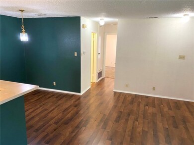 9906 Hundred Oaks Cir unit A, Austin, TX 78750 - photo 2