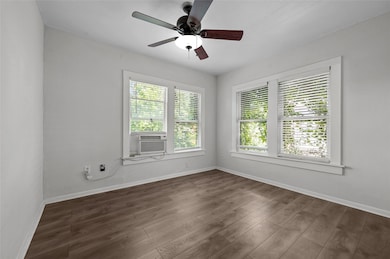 907 W Gray St unit 4, Houston, TX 77019 - photo 3