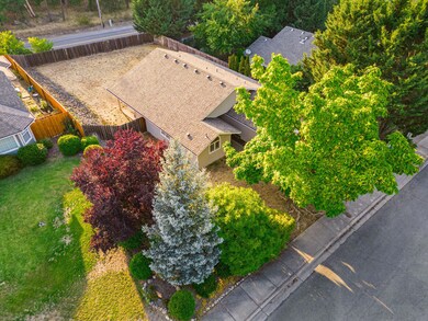 2304 Damon Ct, Grants Pass, OR 97527 - photo 6