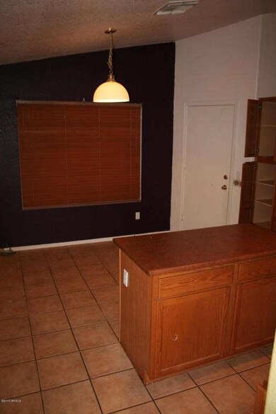 Kitchen 1a