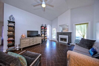 1680EBuffaloCir007