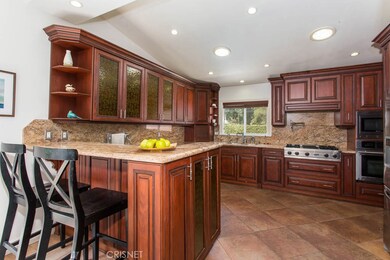 18750 Keswick St, Reseda, CA 91335 - photo 6