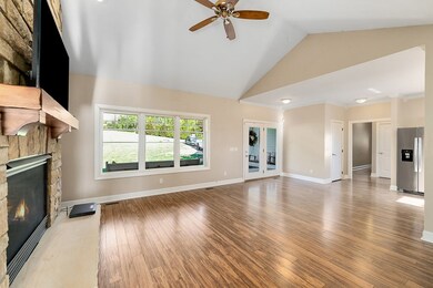 163 Robinson Hill Ln, Cookeville, TN 38506 - photo 3