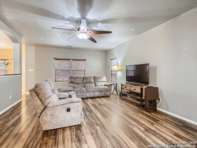 10227 Huisache Field, Helotes, TX 78023 - photo 7