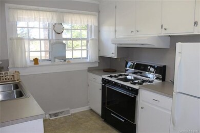 495 Old Mocksville Rd, Statesville, NC 28625 - photo 4