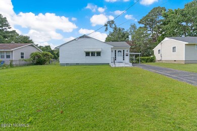 907 Barn St, Jacksonville, NC 28540 - photo 2