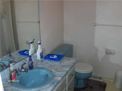Full Bath.