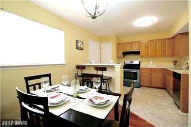 715 W Cherry Blossom Way, Baltimore, MD 21201 - photo 4