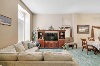 05 Livingroom 1