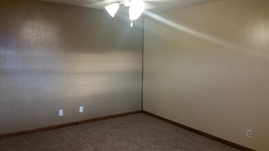 1201 Nicholas St unit 8, Vincennes, IN 47591 - photo 6