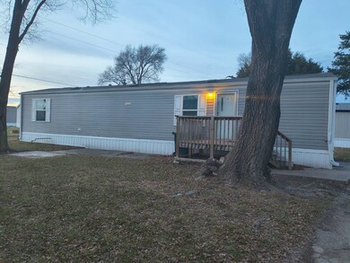 1214 Roseport Rd unit 6, Wathena, KS 66090 - photo 2