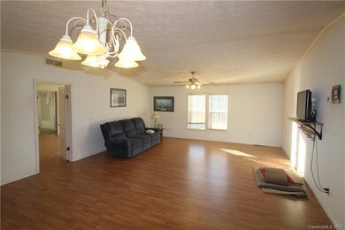 293 Skyuka Rd, Statesville, NC 28677 - photo 5