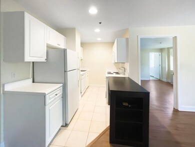 332 Jamaicaway unit 306, Jamaica Plain, MA 02130 - photo 3