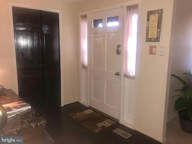 16115 Pointer Ridge Dr, Bowie, MD 20716 - photo 3