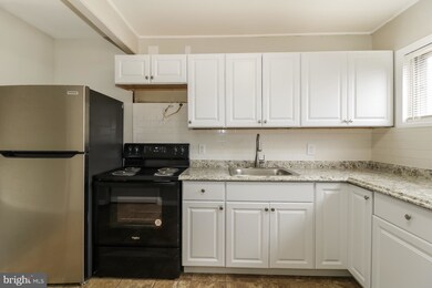 26 Red Cedar Dr, Levittown, PA 19055 - photo 7