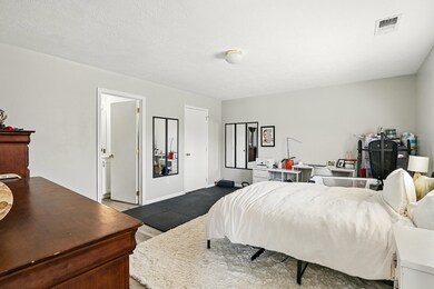 1220 & 1222 Northfield Rd-14