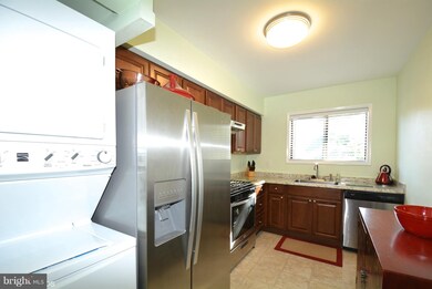 207 Skyhill Rd unit 4, Alexandria, VA 22314 - photo 7