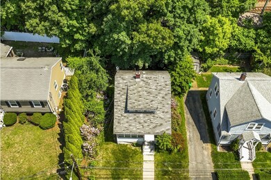 9 Josselyn Place, Newton Highlands, MA 02461 - photo 4