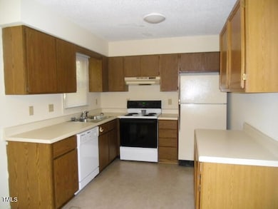 3432A-Old-kitchen