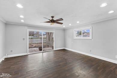 50697 Elsey St, New Baltimore, MI 48047 - photo 5