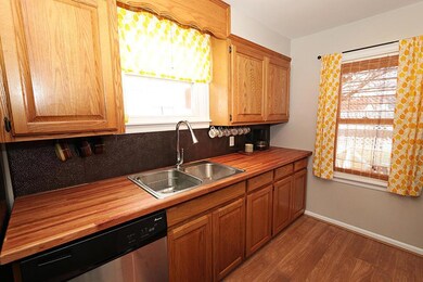 461 Demorest Rd, Columbus, OH 43204 - photo 4