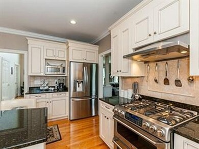 4 Meeting House Cir, Bedford, MA 01730 - photo 5