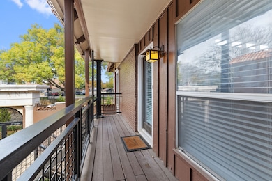 5928 Sandhurst Ln unit 227, Dallas, TX 75206 - photo 3