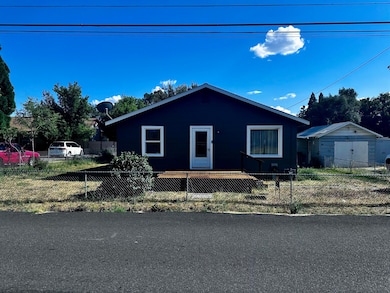 3630 Onyx Ave, Klamath Falls, OR 97603 - photo 2