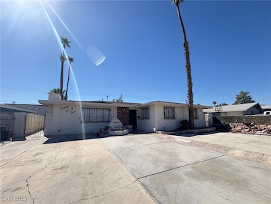 2204 Isabelle Ave, Las Vegas, NV 89101 - photo 3