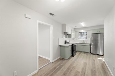 1406 Ridgeview St, Mesquite, TX 75149 - photo 6