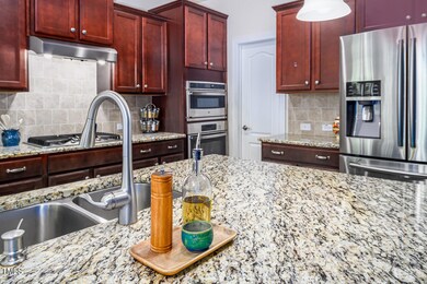 914 Sugar Tree Dr-11