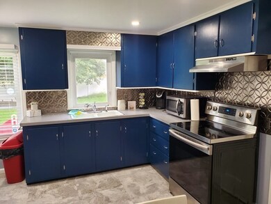 2 James St, Webster, MA 01570 - photo 3