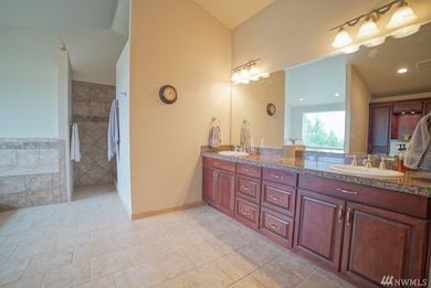 21109 186th Ave E, Orting, WA 98360 - photo 3