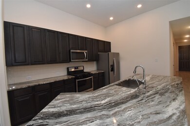 39205 Canyonville Ct, Magnolia, TX 77354 - photo 4