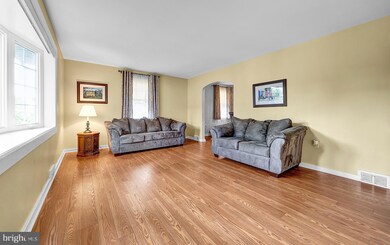 2473 Independence Ave, Abington, PA 19001 - photo 5