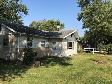 113 Foster Ave, Sidney, OH 45365 - photo 2