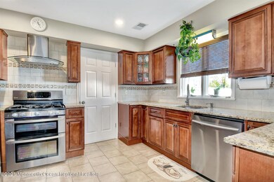 12-Kitchen